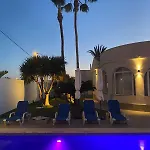 Detached With Private Pool * Τορεβιέχα