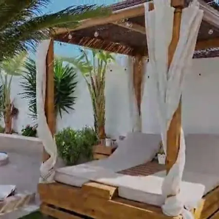 Вилла Detached With Private Pool