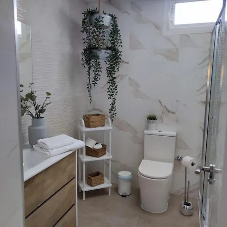 Detached With Private Pool Торевьиа