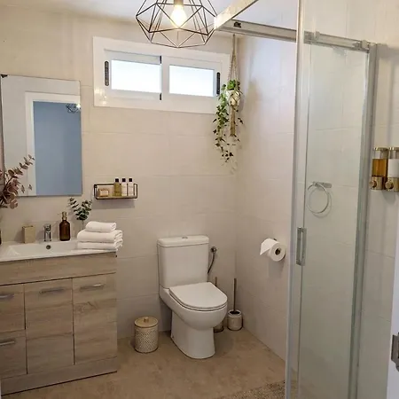 Вилла Detached With Private Pool Торевьиа