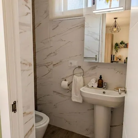 Detached With Private Pool Villa *