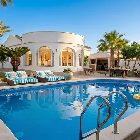 Detached With Private Pool *