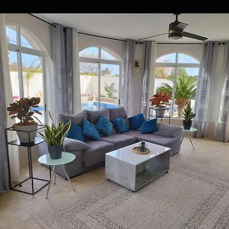 Detached With Private Pool